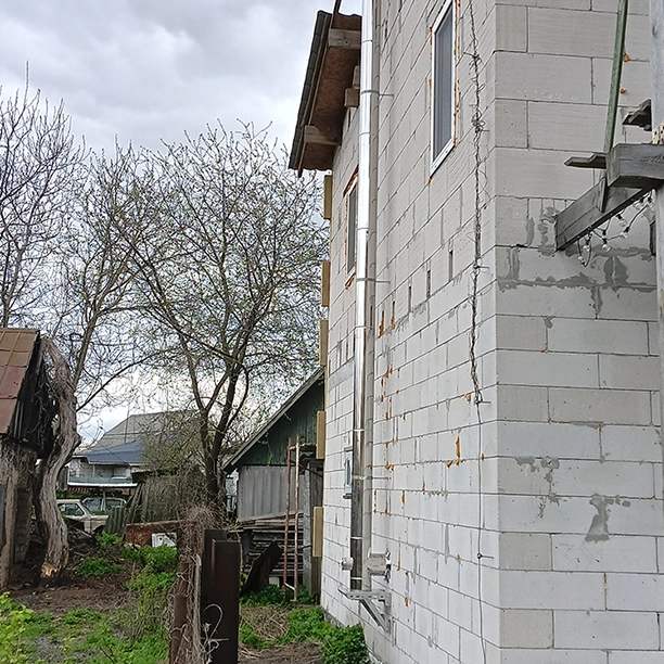 Встановлення зовнішнього димоходу