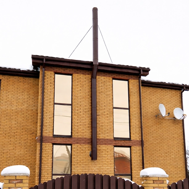 Монтаж димоходу для каміна через стіну