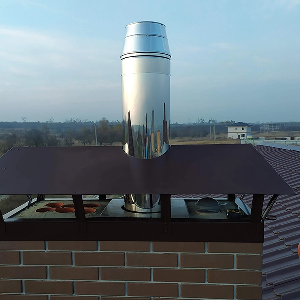 Димохідна труба вище флюгарки